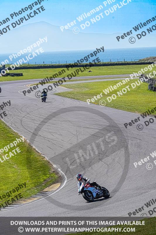 anglesey no limits trackday;anglesey photographs;anglesey trackday photographs;enduro digital images;event digital images;eventdigitalimages;no limits trackdays;peter wileman photography;racing digital images;trac mon;trackday digital images;trackday photos;ty croes